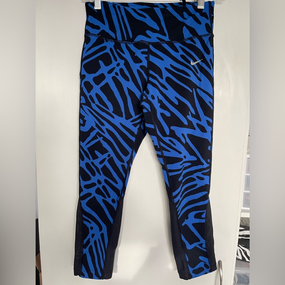 Nike Dri Fit Black Blue  Strech Pants Leggings Crop Capri Women’s Gym SIZE S